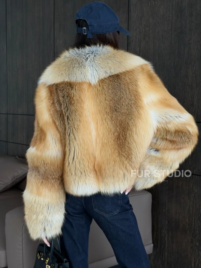 Полушубок-кроп с большим шалевым воротником из меха лисы Golden Sunrise