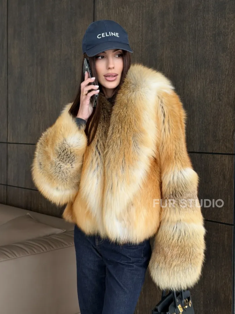 Полушубок-кроп с большим шалевым воротником из меха лисы Golden Sunrise