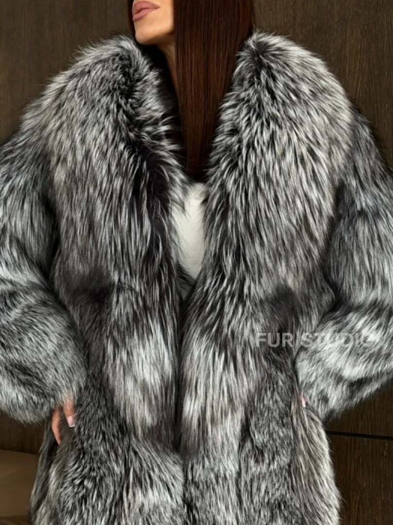 Женская шуба из чернобурки