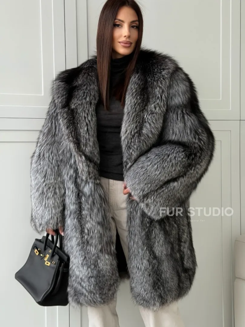 Шикарная шуба из чернобурки