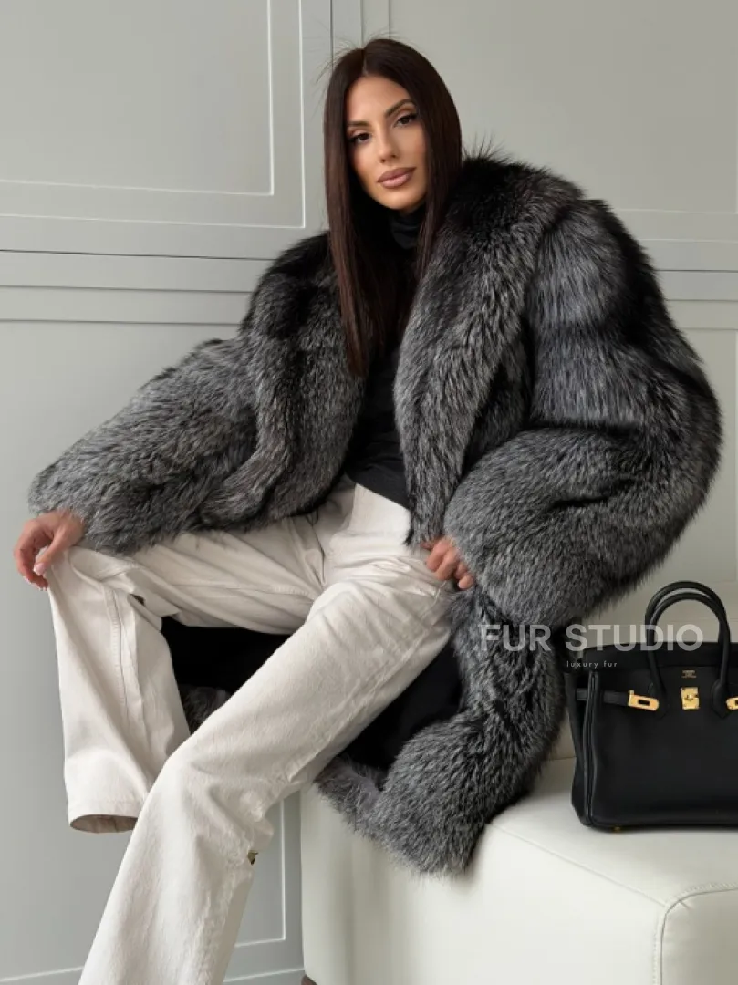 Шикарная шуба из чернобурки