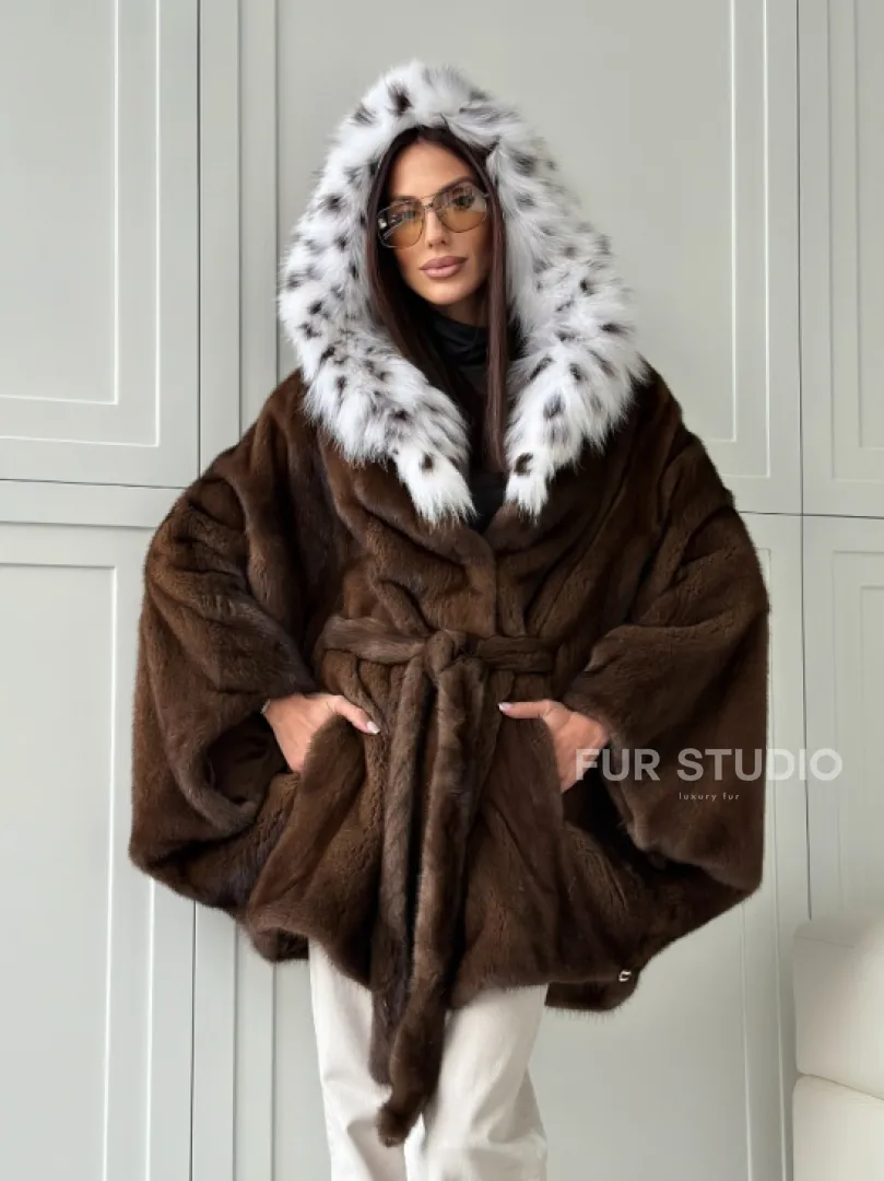 Норковая шуба с капюшоном по рысь
