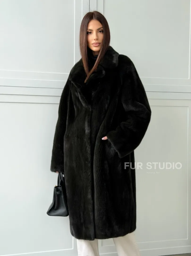 Темная норковая шуба в росшив - английский воротник 