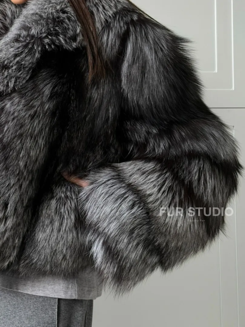 Женская шуба из чернобурки Winter Lover