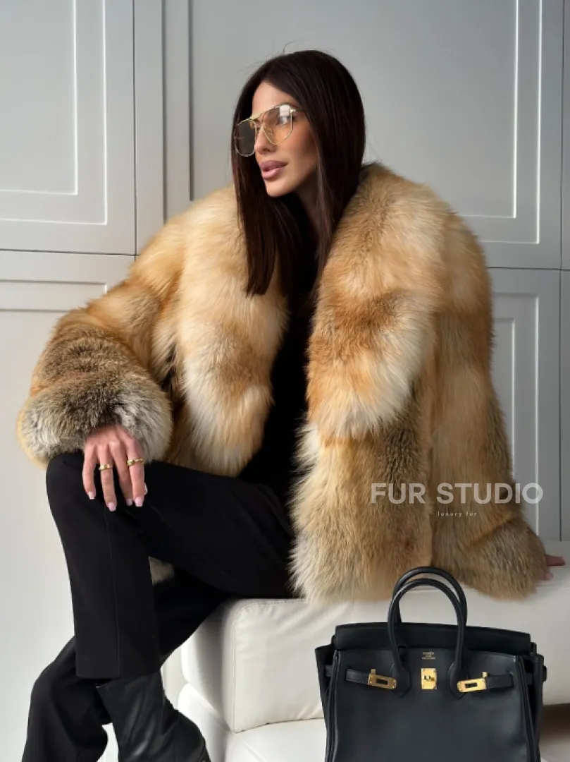 Короткая шубка из лисы Premium Golden Fox
