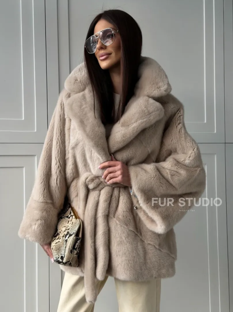 Зимняя норковая шуба фасона «летучая мышь»