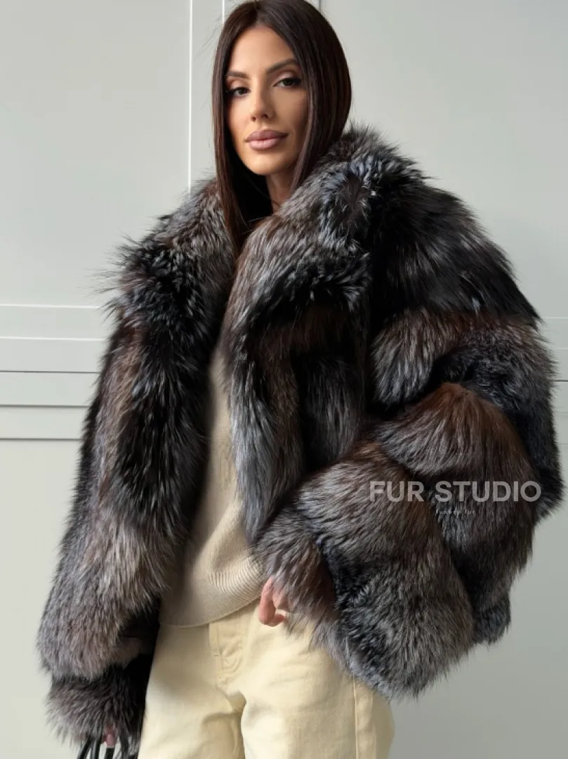 Шуба из меха блюфрост - воротник английский