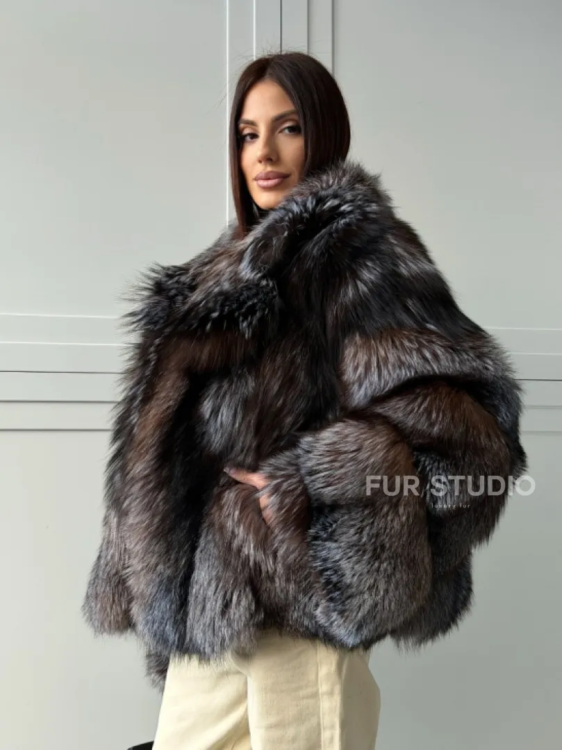 Шуба из меха блюфрост - воротник английский