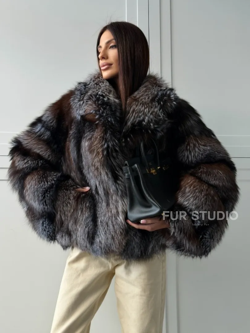 Шуба из меха блюфрост - воротник английский