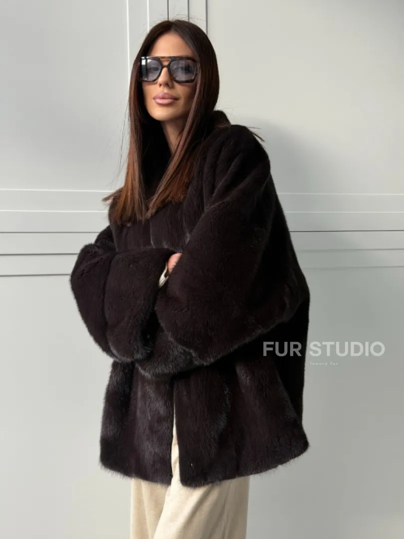 Женский норковый полушубок с V - образным воротником
