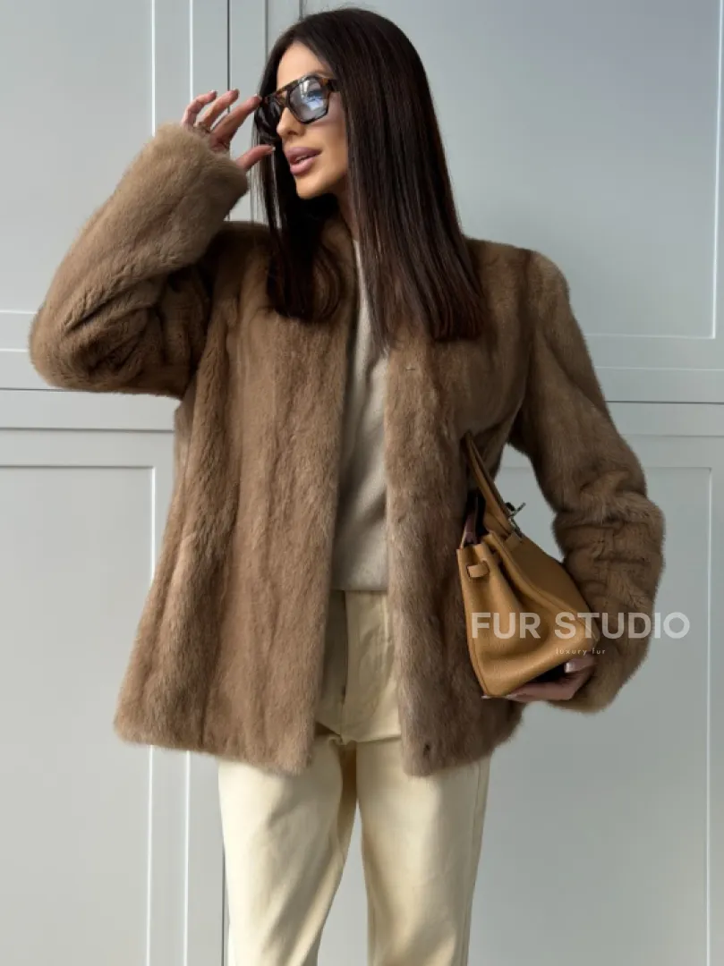 Женский норковый полушубок пастель