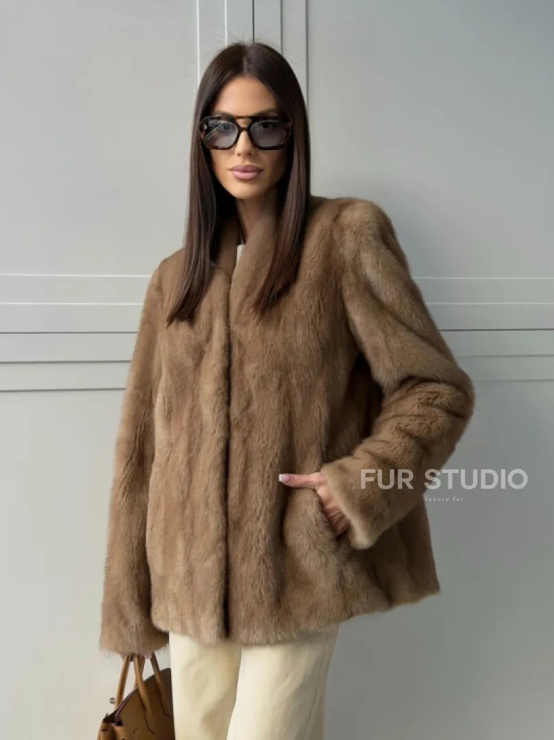 Женский норковый полушубок пастель