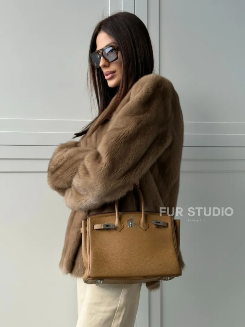 Женский норковый полушубок пастель