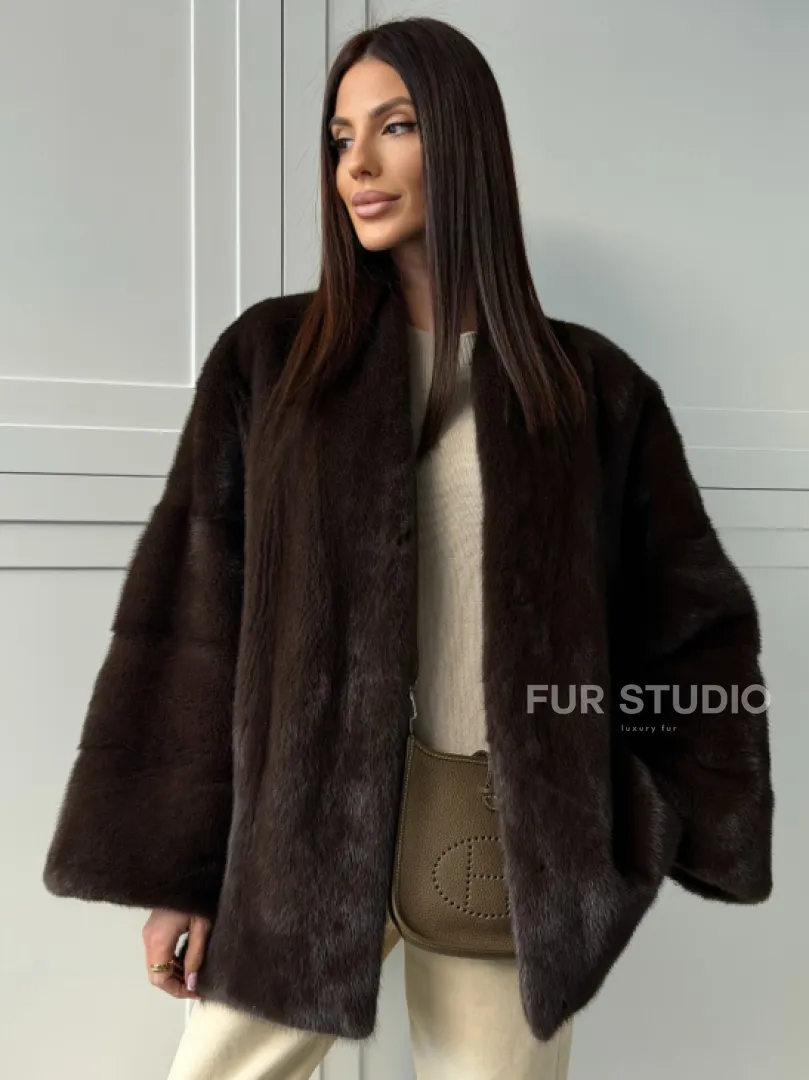 Меховой жакет из норки V- образный воротник