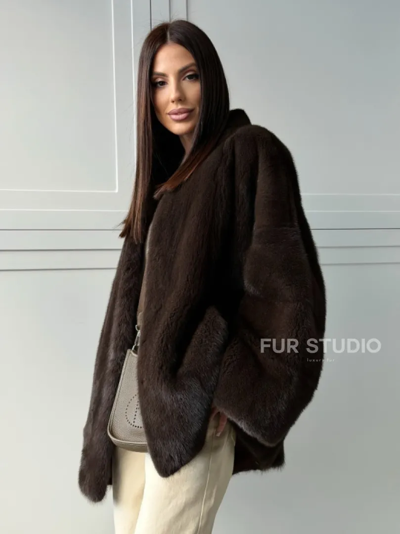 Меховой жакет из норки V- образный воротник