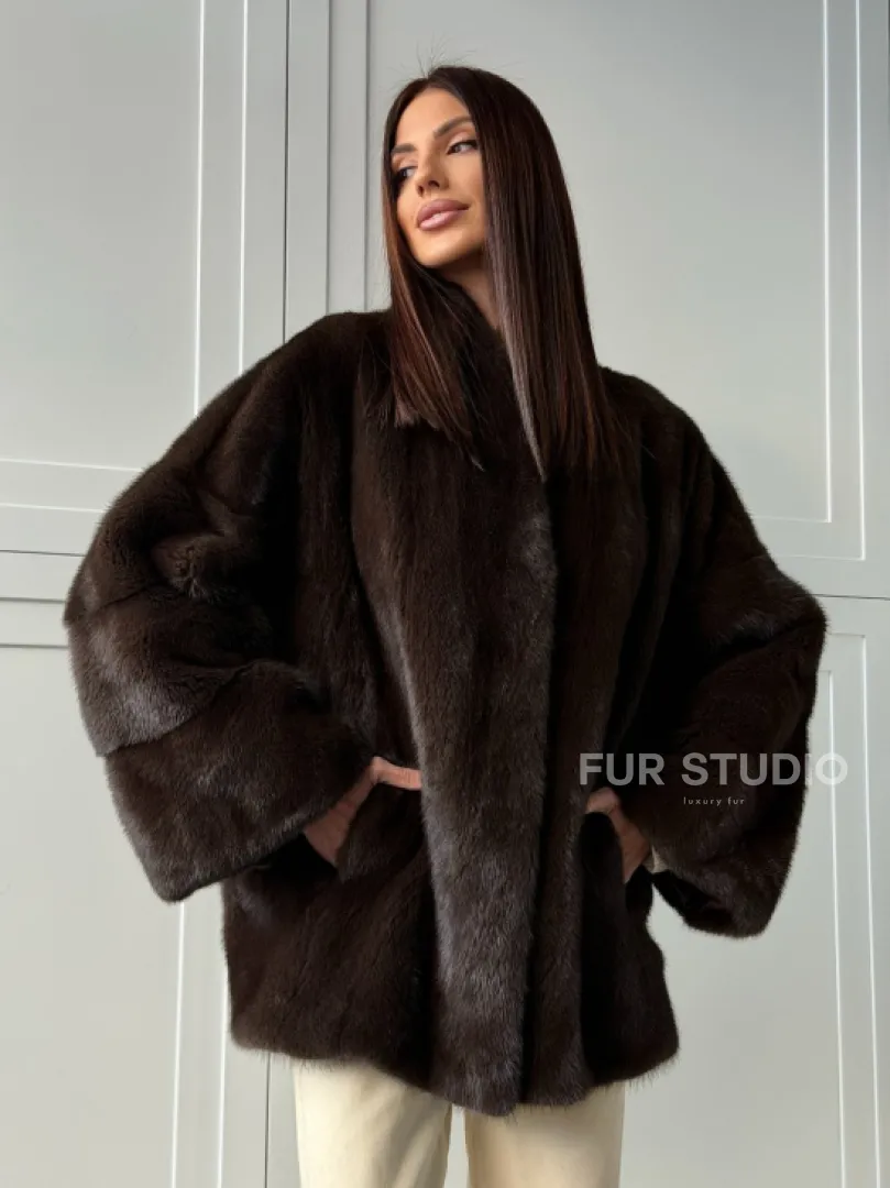 Меховой жакет из норки V- образный воротник