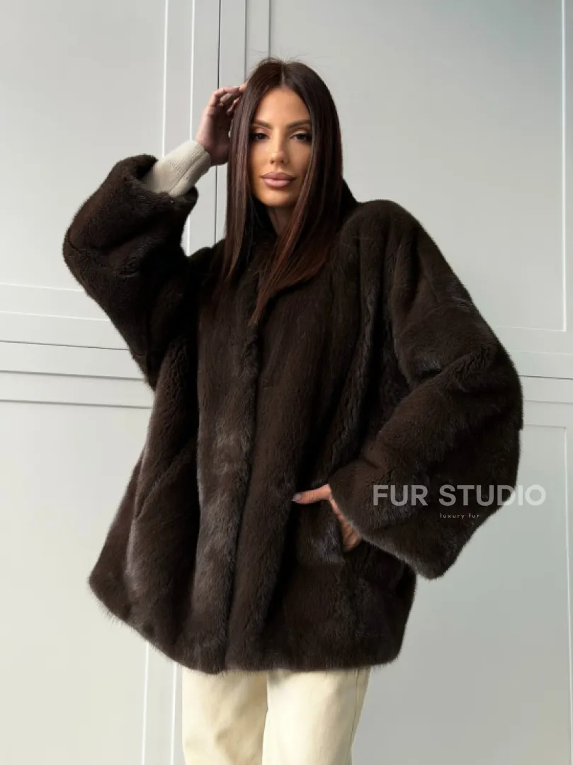 Меховой жакет из норки V- образный воротник