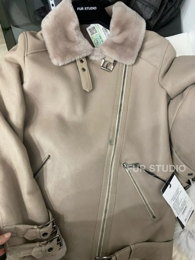 Авиатор дубленка из натуральной овчины в бежевом оттенке