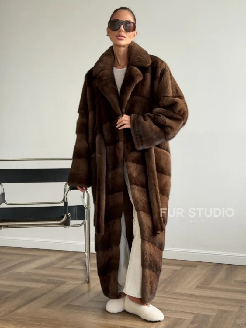 Шуба из плюшевой норки Velvet с английским воротником - цвет соболь