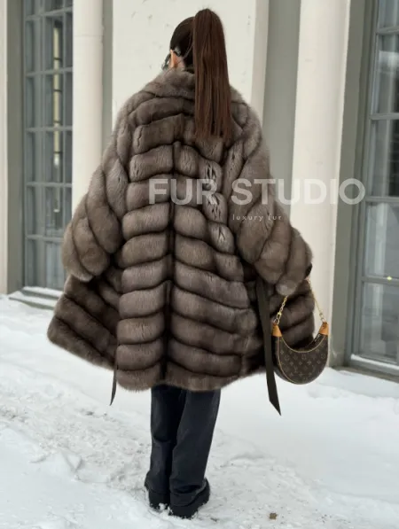 Шуба из меха соболя цвет Тортор  седина 1/2 - фото 2