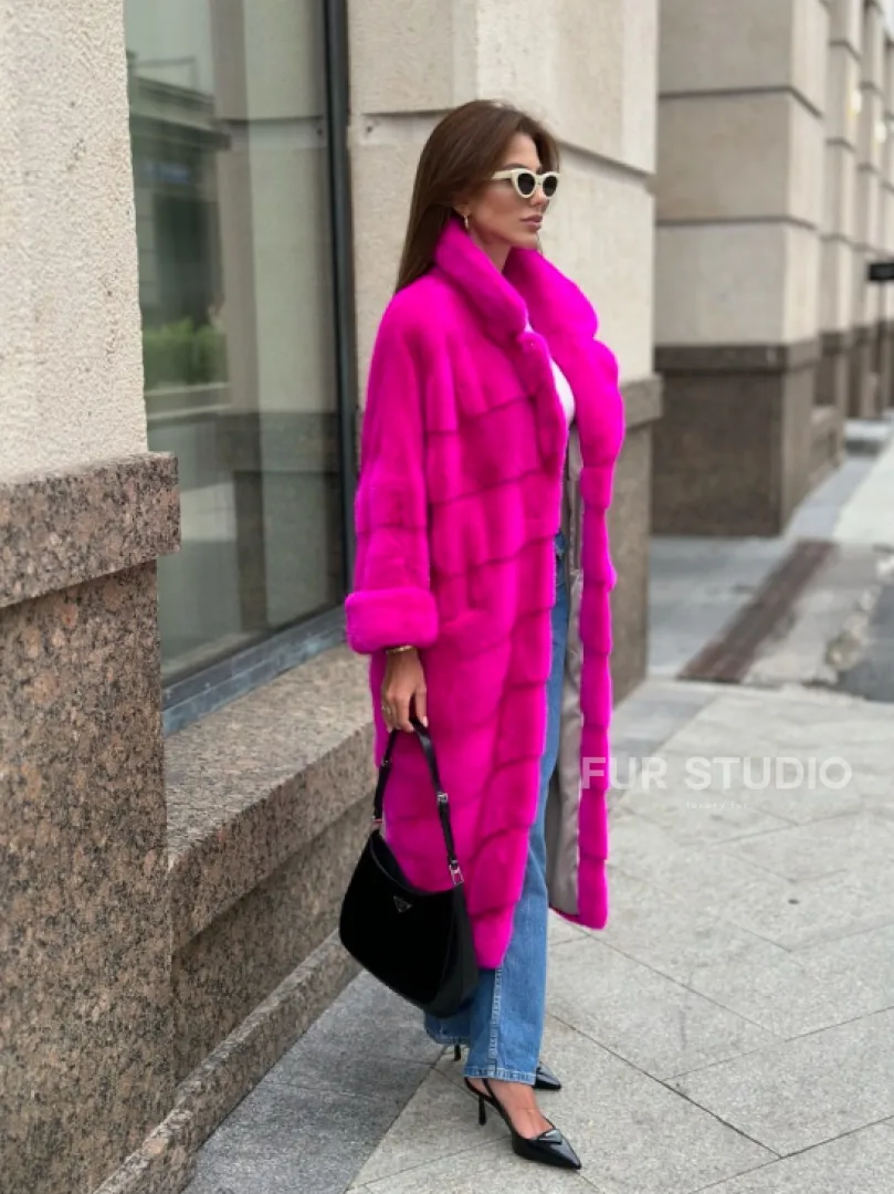Розовая норковая шуба