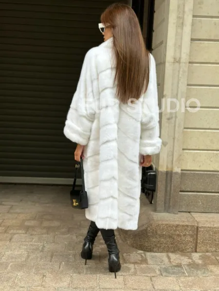 Белая шуба из мех норки NAFA - фото 6