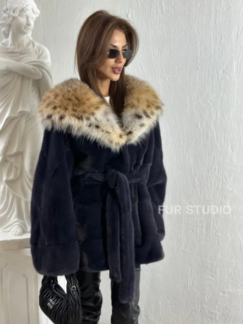 Летучая мышь норка с капюшоном из меха рыси - цвет инфинити