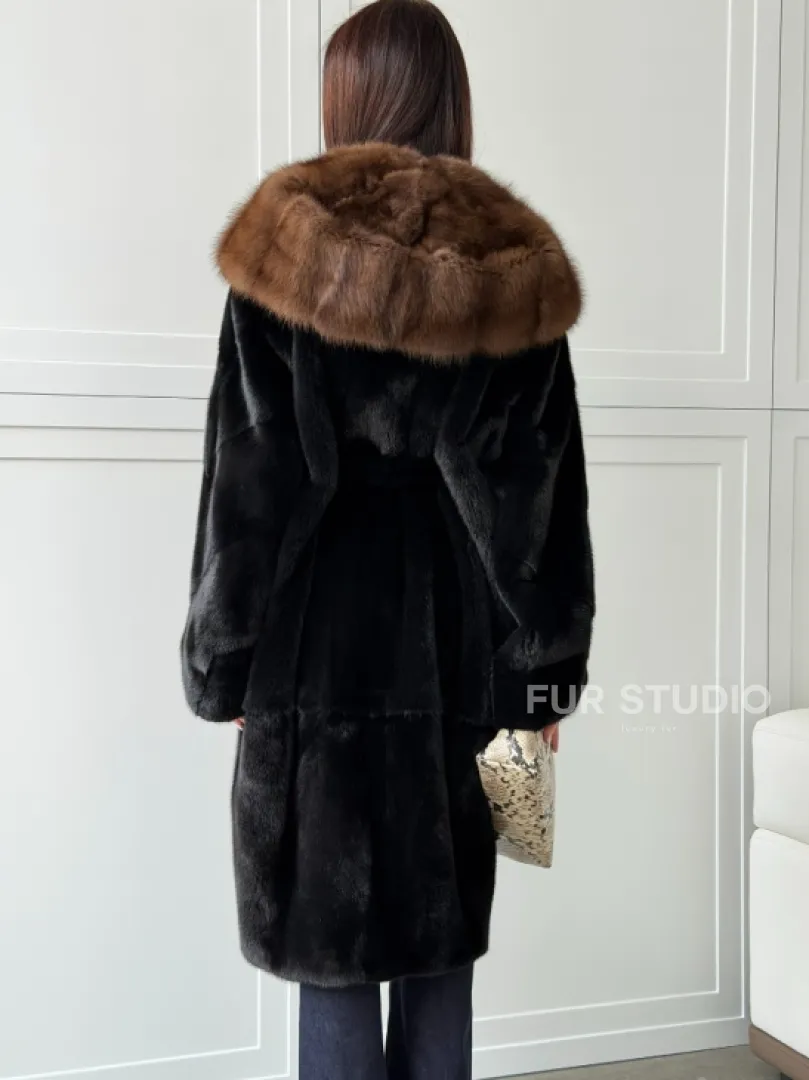 Норковая шуба фасон баллон с капюшоном куница