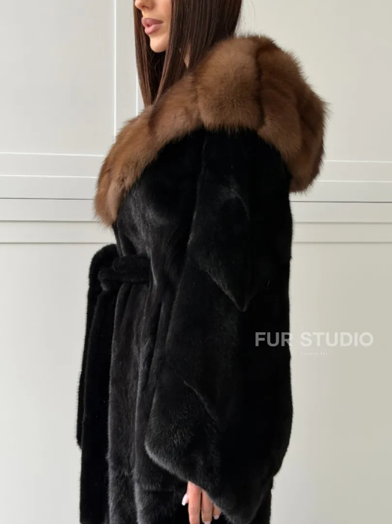 Норковая шуба фасон баллон с капюшоном куница