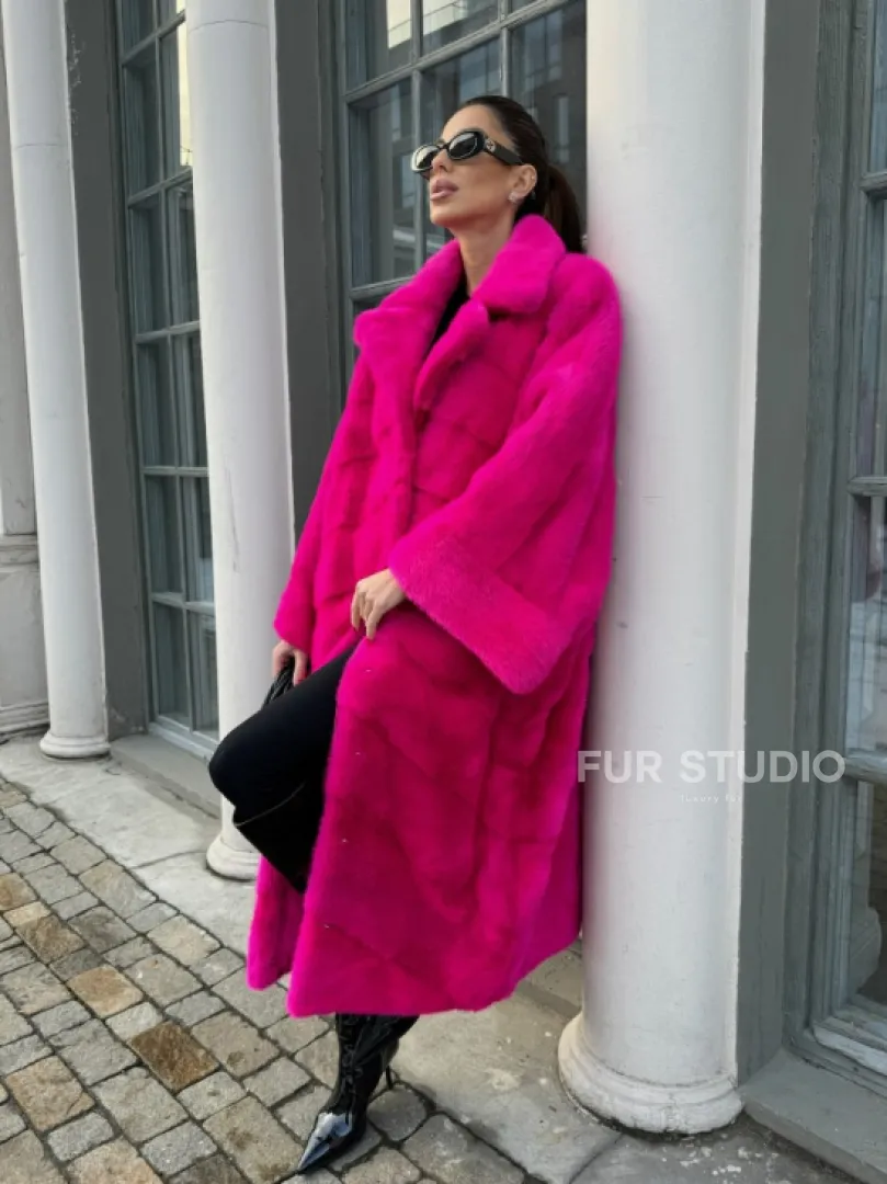 Шуба из меха норки в стиле Oversize - цвет фуксия