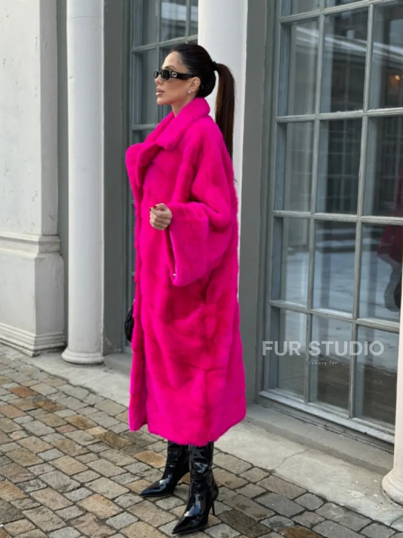Шуба из меха норки в стиле Oversize - цвет фуксия