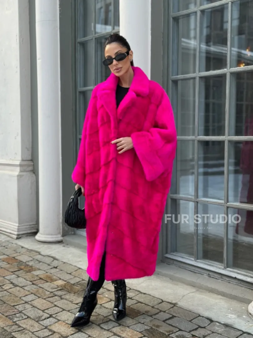 Шуба из меха норки в стиле Oversize - цвет фуксия