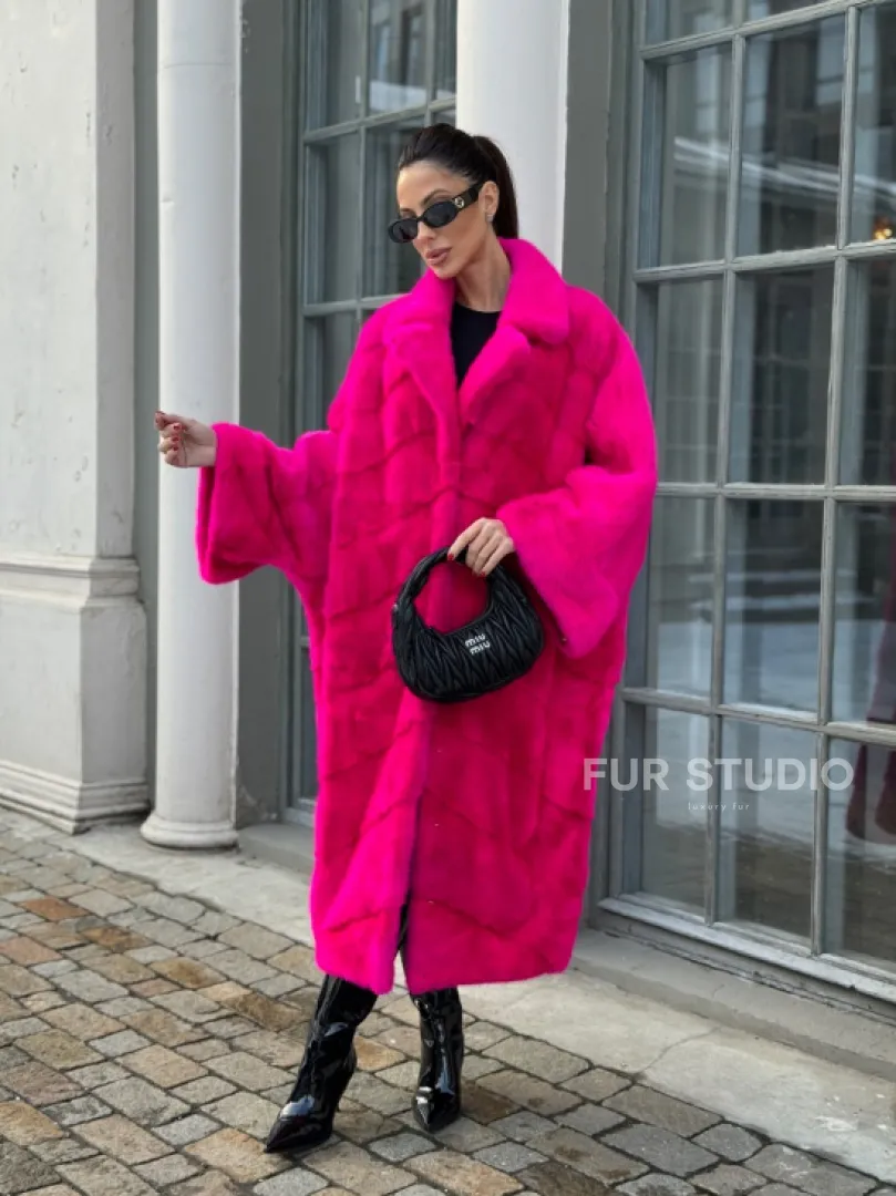 Шуба из меха норки в стиле Oversize - цвет фуксия