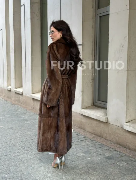 Классическая норковая шуба  натуральный цвет - орех - фото 8