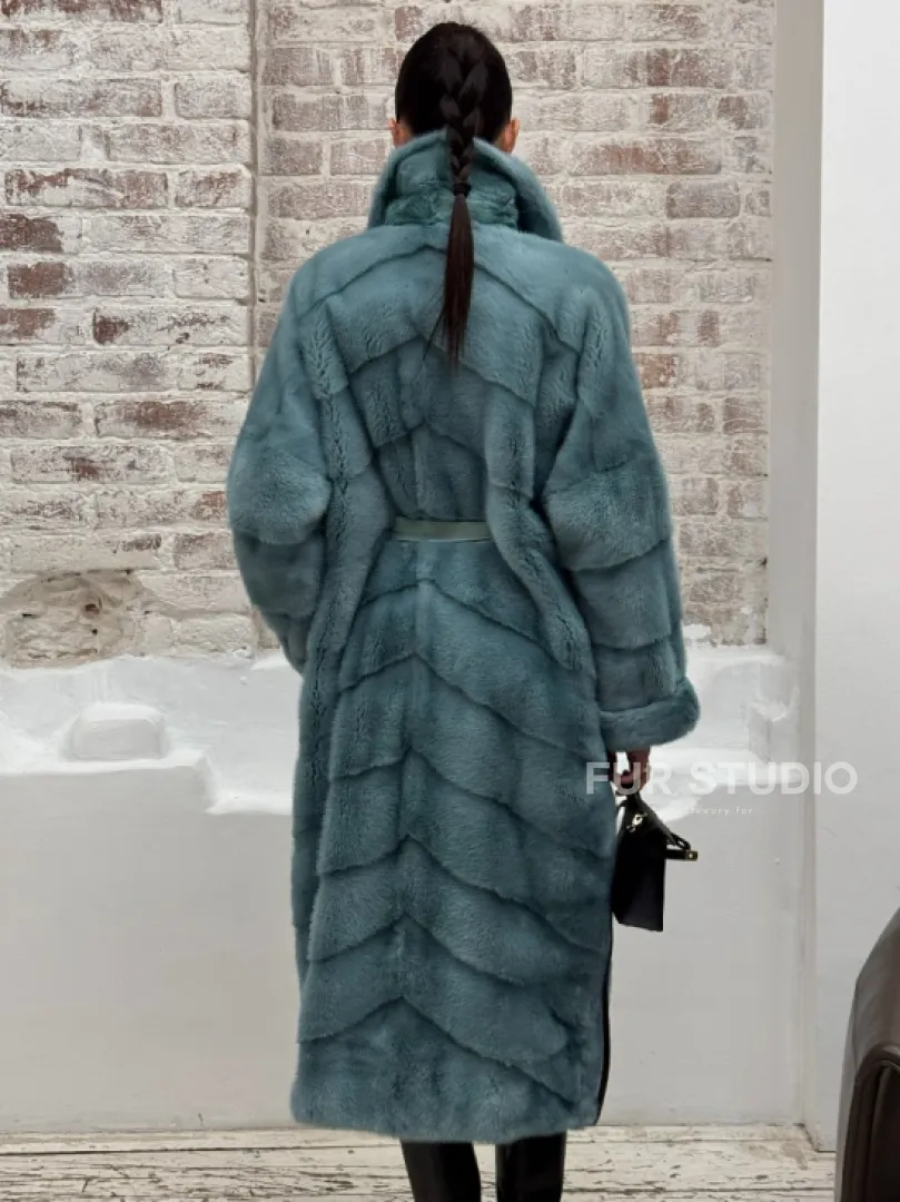 Норковая шуба в цвете TIFFANY