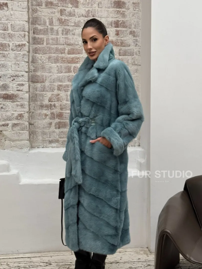 Норковая шуба в цвете TIFFANY
