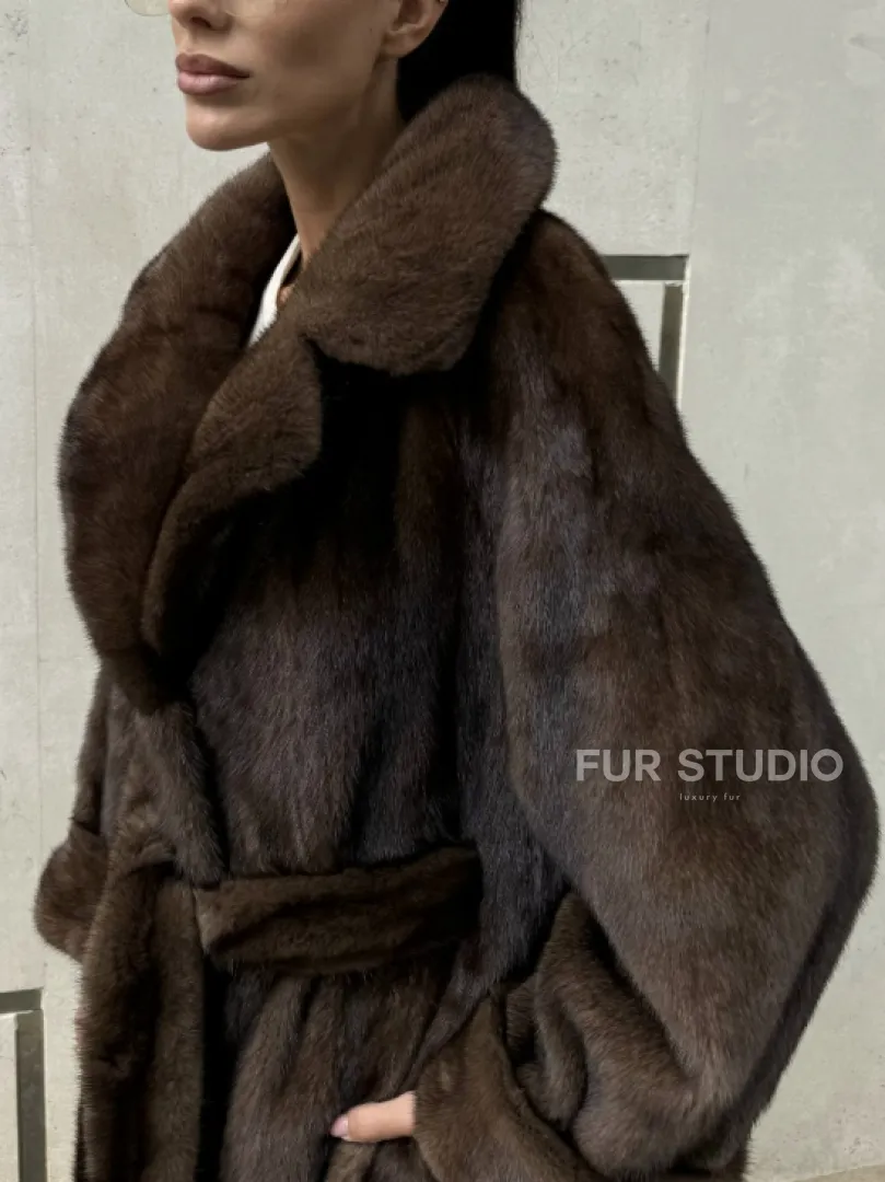 Женская винтажная шуба из аукционного меха норки Saga Furs