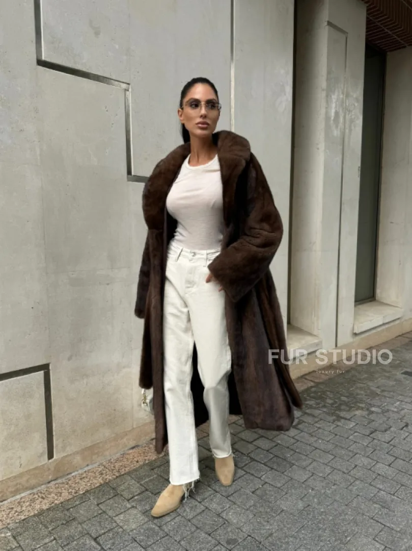 Женская винтажная шуба из аукционного меха норки Saga Furs
