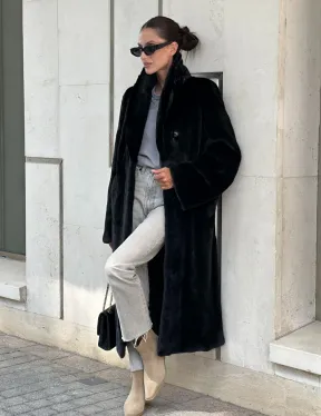 Черная шуба пальто из меха норки Saga furs