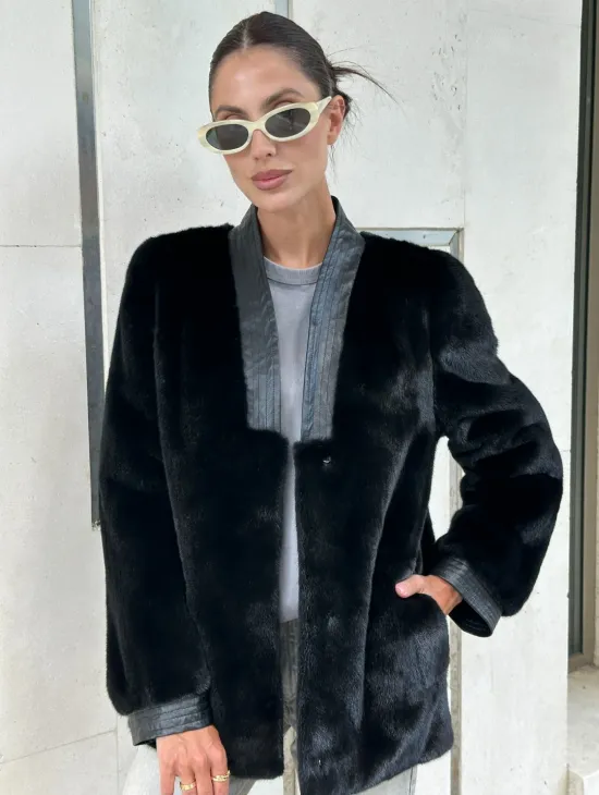 Шуба - жакет из меха норки с отделкой из кожи