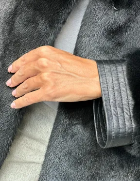 Шуба - жакет из меха норки с отделкой из кожи