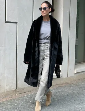 Шуба из скандинавского меха норки Saga furs с шалевым воротником