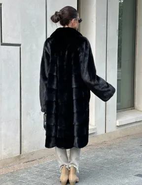 Шуба из скандинавского меха норки Saga furs с шалевым воротником