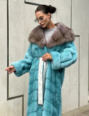 Удлиненная норковая шуба с капюшоном из меха куницы - цвет Тиффани