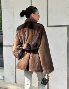 Шуба из меха Saga Furs в винтажном стиле средней длины