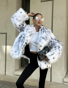 Шуба из меха лисы под рысь - цвет белый, PREMIUM COLLECTION