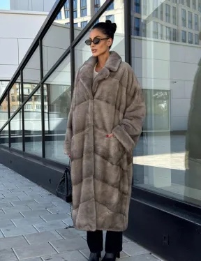 Шуба из меха норки в стиле «Oversize» - цвет сильвер