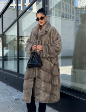 Шуба из меха норки в стиле «Oversize» - цвет сильвер