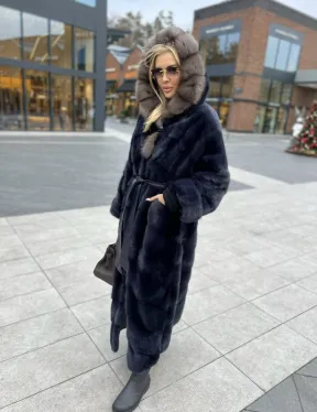 Норковая шуба с капюшоном из меха куницы - цвет инфинити (темно-синий)