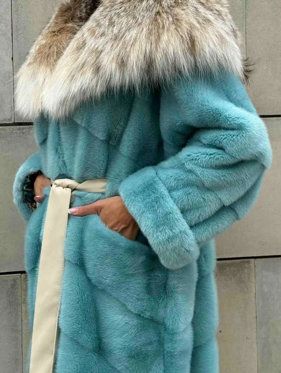 Шуба норковая с капюшоном из меха рыси - цвет Тиффани